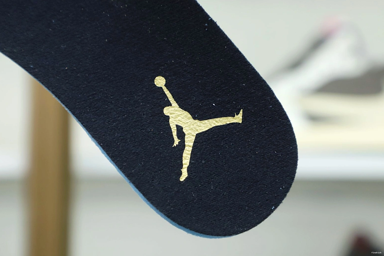 RETRO AIR JORDAN 12 'ROYALTY' 0814